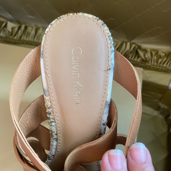 Calvin Klein lace up platform chunky heels - Picture 7 of 7